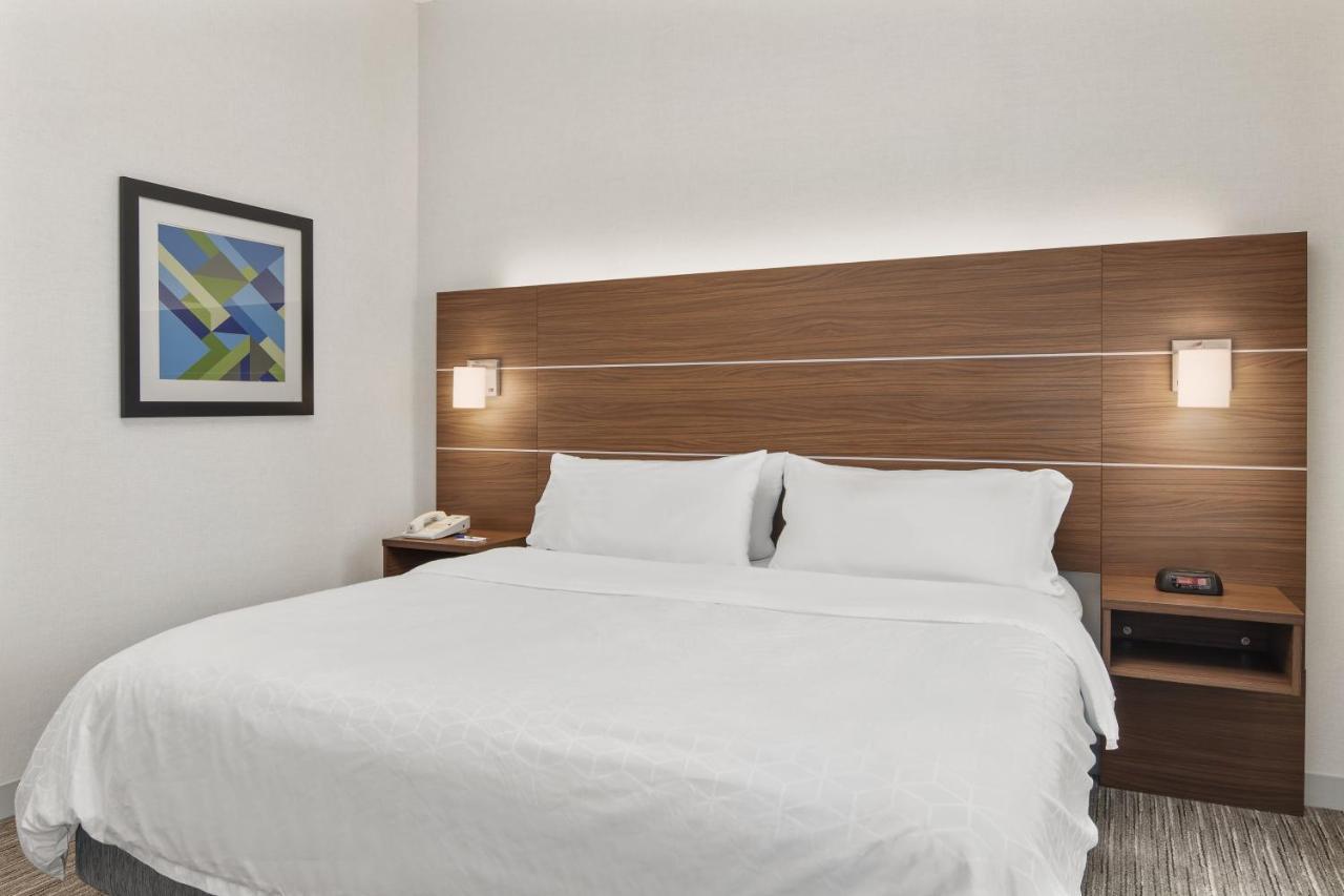Holiday Inn Express Hotel & Suites Sacramento Airport Natomas, An Ihg Hotel Habitación foto